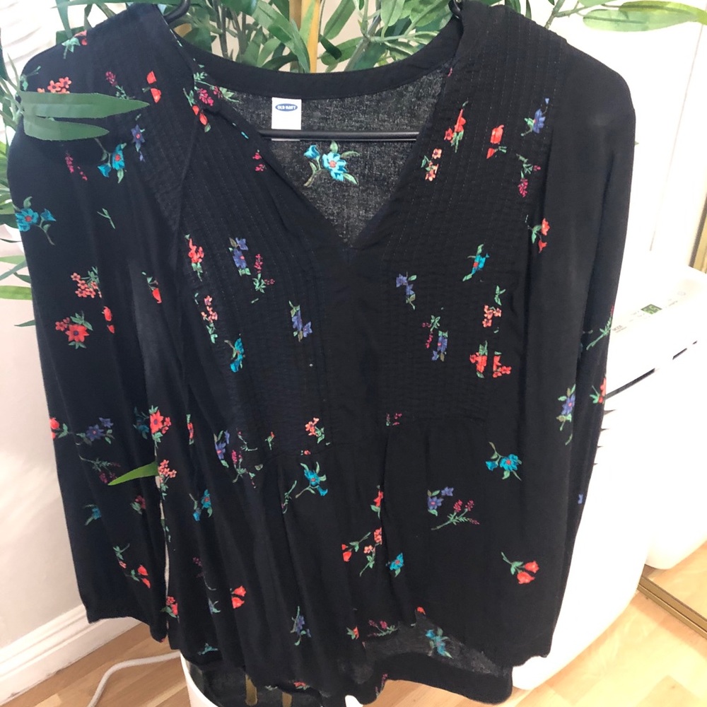 Super cute old navy floral tunic